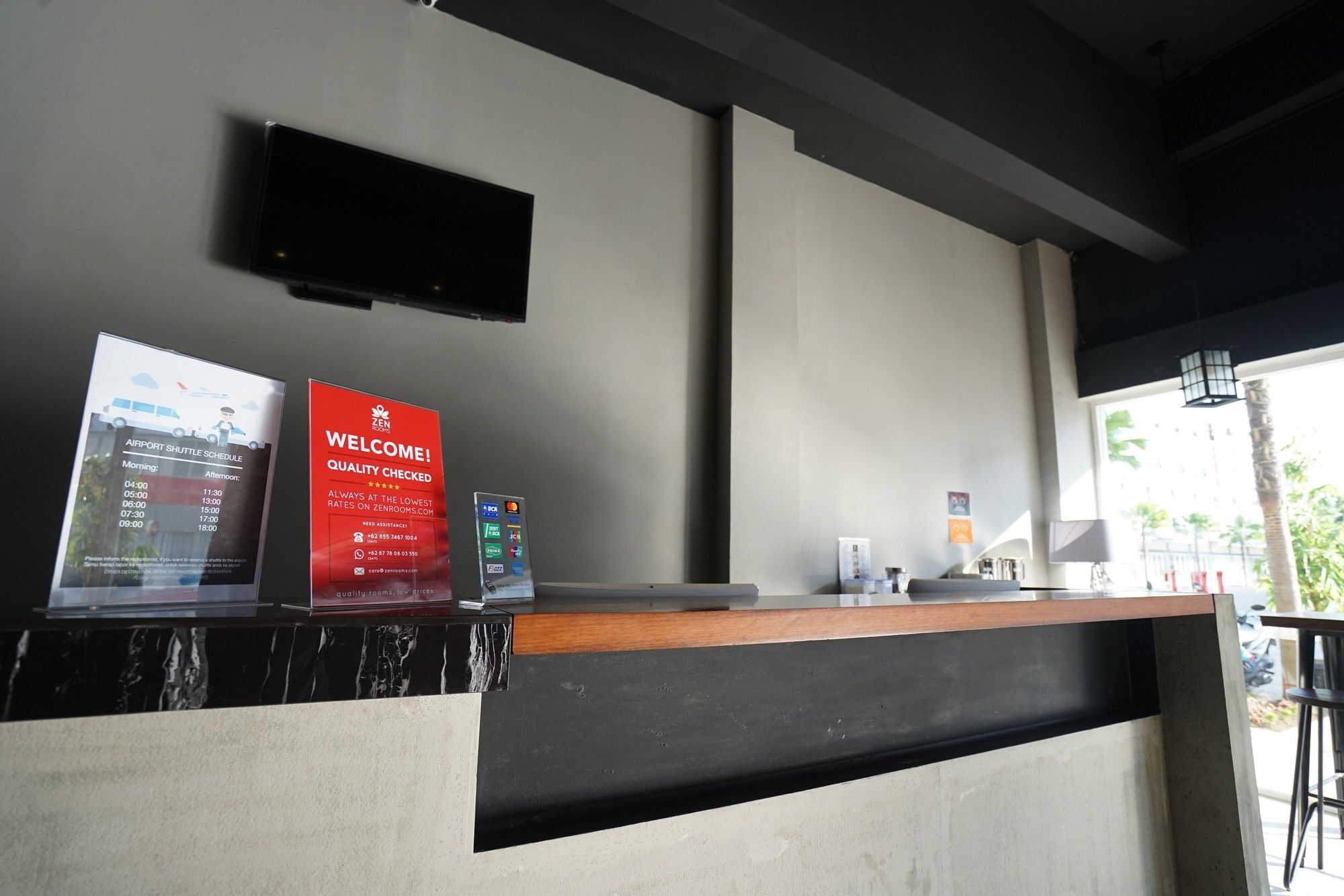 Zen Rooms Basic Kualanamu Medan Exterior photo